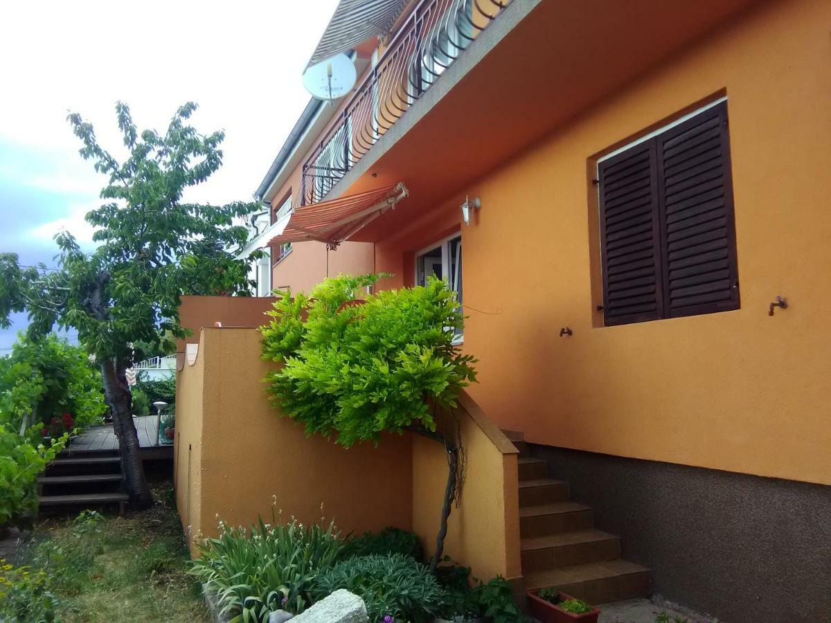 Apartments Mare Croatia Senj  Exterior foto